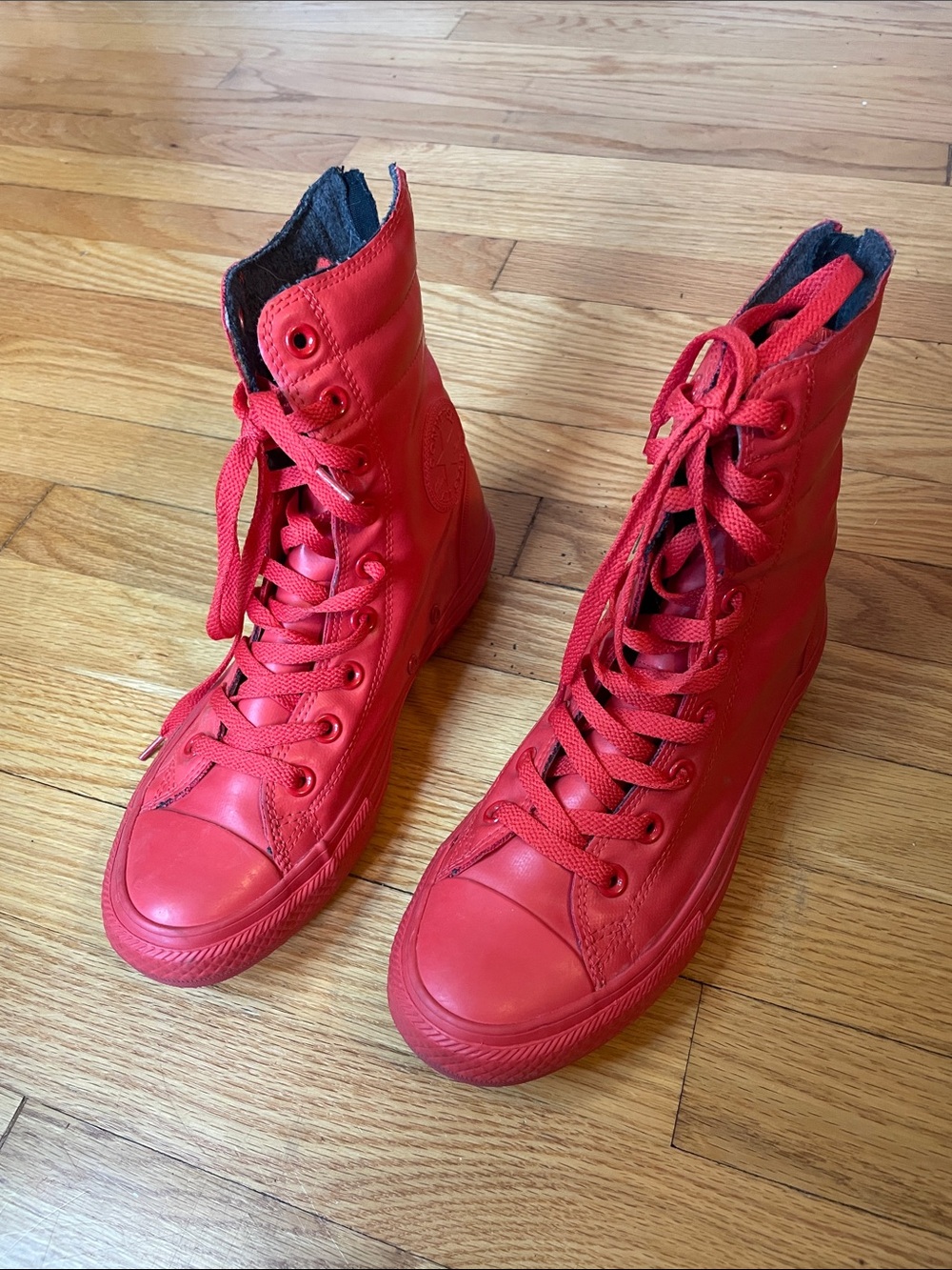 Converse Chuck Taylor All Star Hi-Rise Boots Red Size 7.5 EU 38